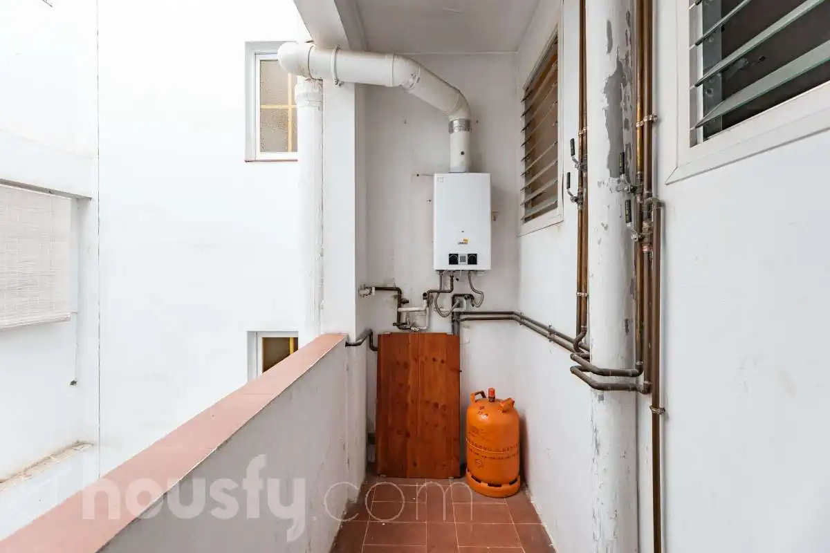 Pis en venda a Calle Francesc salvans, de 55 08220, Sant Pere