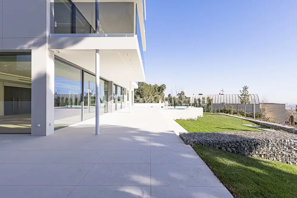 Vista exterior de Casa o chalet en venta en Barcelona con Aire acondicionado, Calefacción y Jardín privado