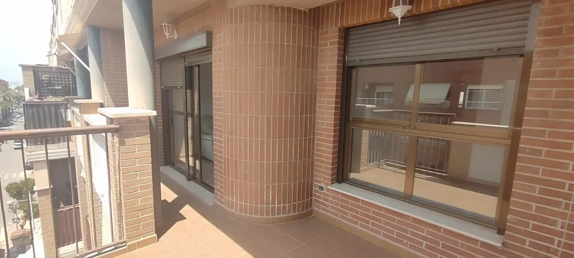 Außenansicht von Wohnung zur Miete in Paiporta mit Balkon