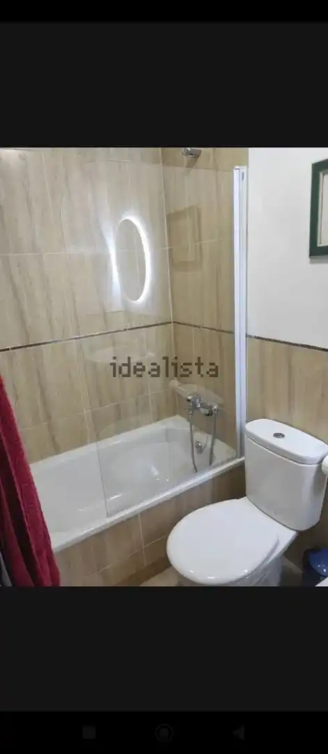 Badezimmer von Wohnung zur Miete in Sanlúcar la Mayor mit Klimaanlage, Abstellraum und Möbliert