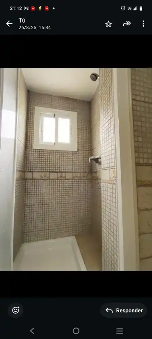 Badezimmer von Wohnung zur Miete in Sueca mit Klimaanlage und Balkon