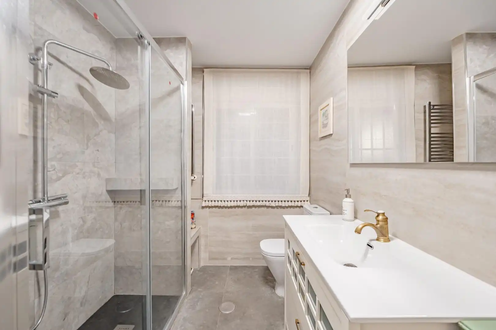 Bathroom of Houses for sale in Valdemorillo  with Heating, Private garden and Terrace