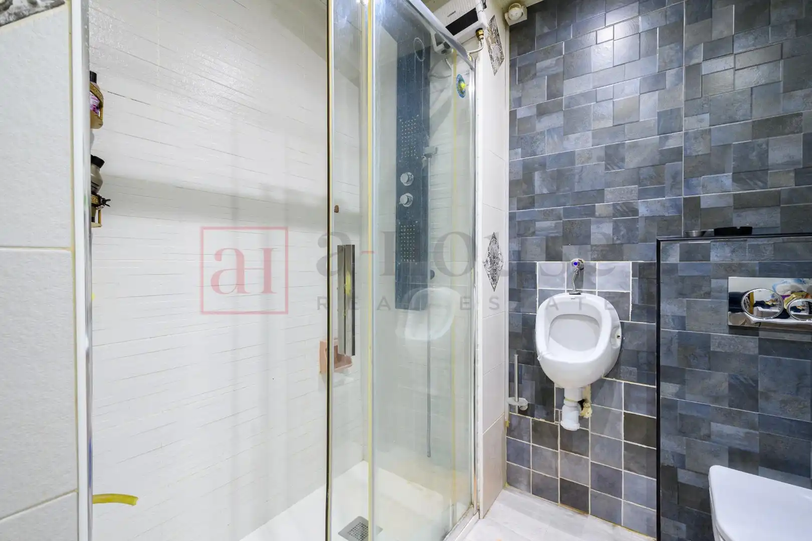 Baño de Piso en venta en Barcelona con Aire acondicionado, Calefacción y Balcón