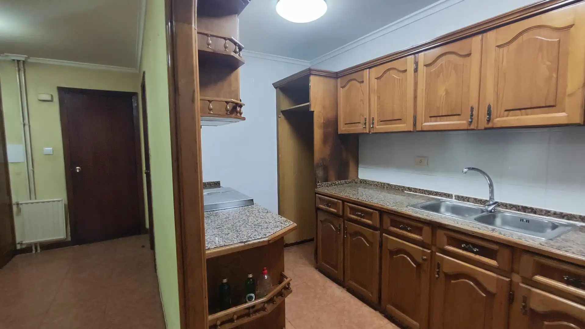 Cocina de Piso en venta en Vigo  con Calefacción, Trastero y Balcón
