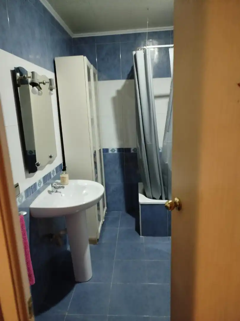 Baño de Piso de alquiler en Gandia con Calefacción, Amueblado y Balcón