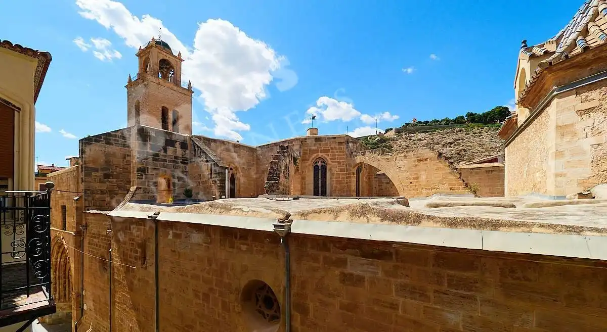 Vista exterior de Casa o xalet en venda en Orihuela amb Balcó