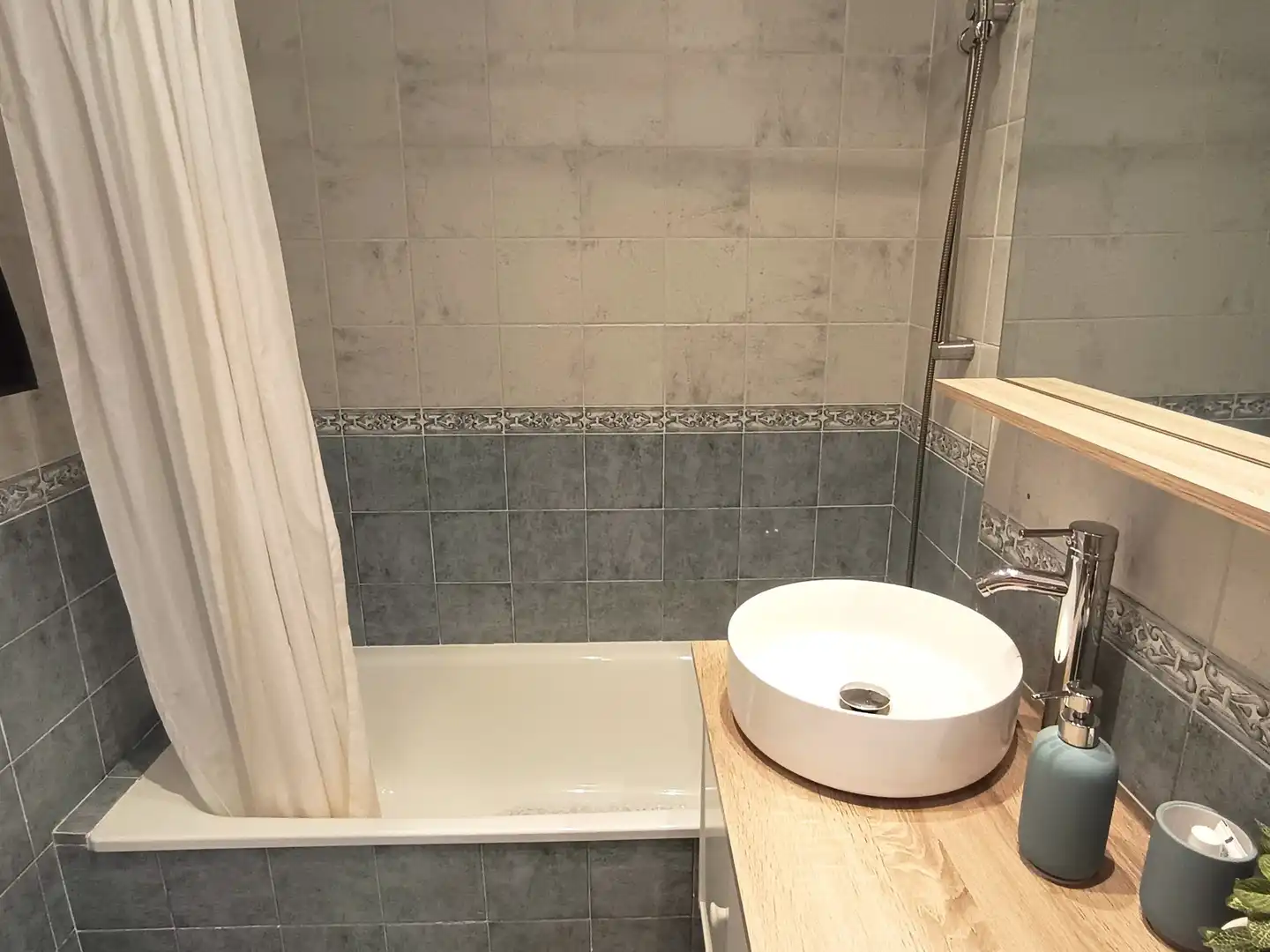 Baño de Apartamento de alquiler en Jávea / Xàbia con Aire acondicionado, Calefacción y Jardín privado