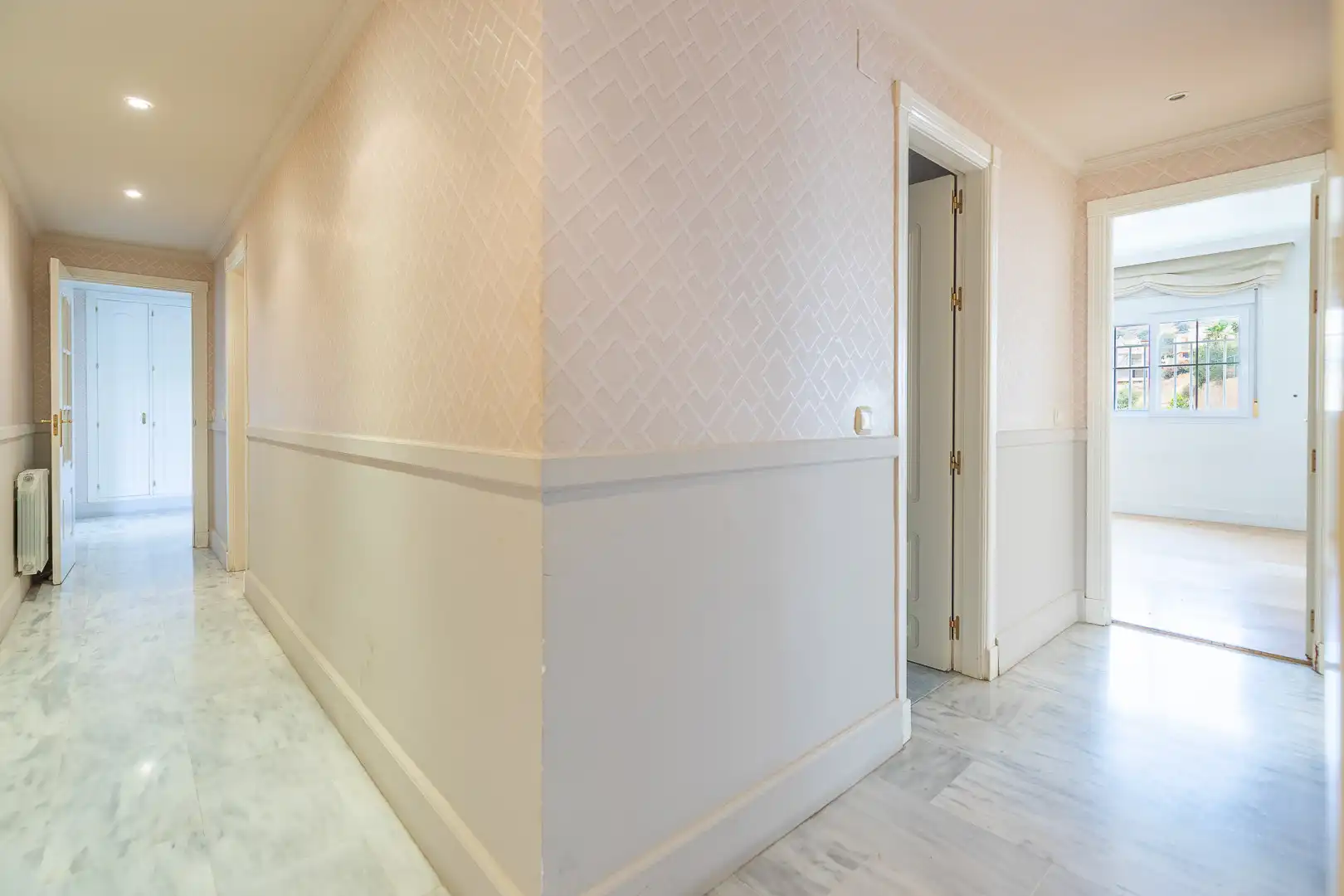 Attic for sale in Málaga  with Air Conditioner, Terrace and Swimming Pool