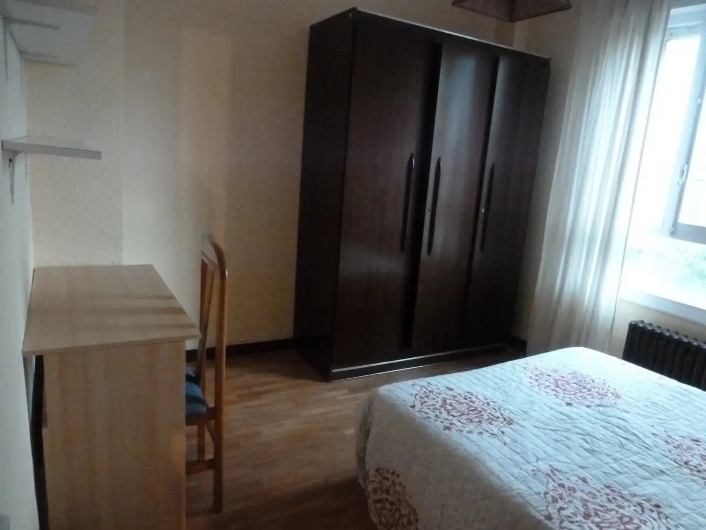 Habitación de Piso de alquiler en Barañáin / Barañain con Calefacción, Parquet y Amueblado
