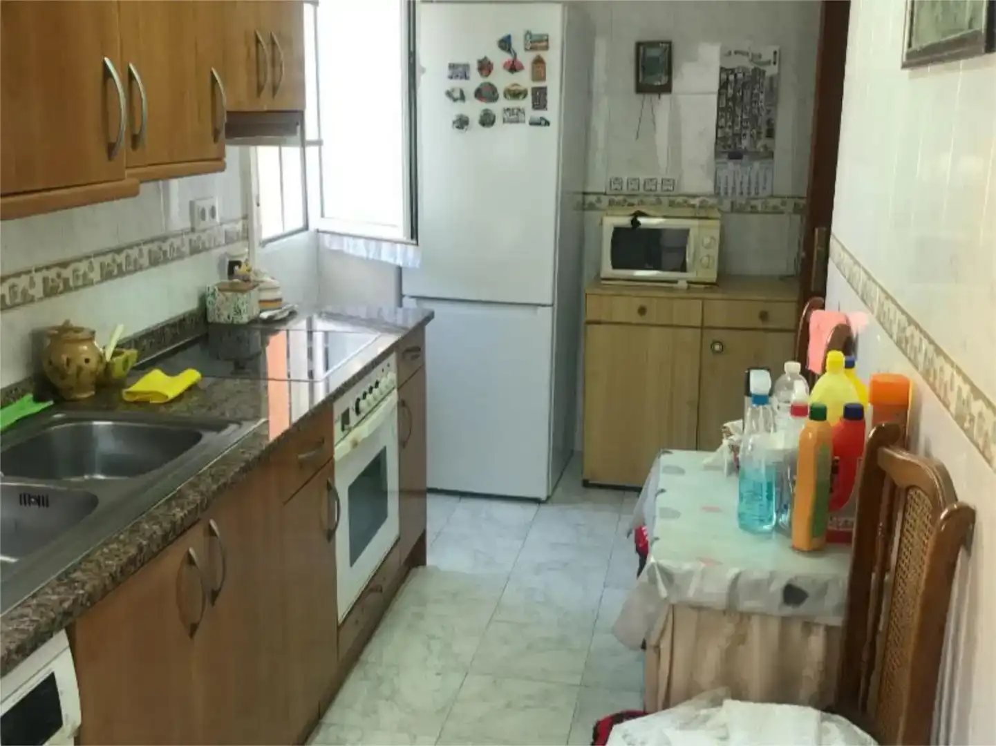Küche von Wohnung zum Verkauf in  Zaragoza Capital mit Klimaanlage und Balkon