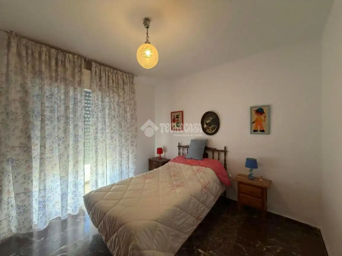 Habitación de Casa adosada en venta en Mengíbar con Aire acondicionado, Amueblado y Balcón