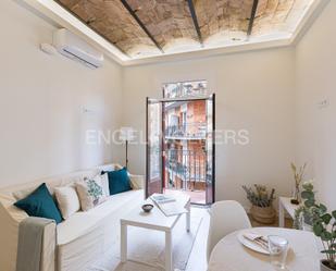 Sala d'estar de Apartament en venda en  Barcelona Capital amb Aire condicionat, Calefacció i Balcó