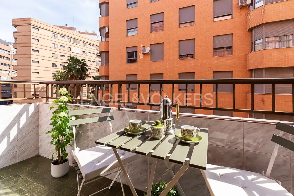 Balcony of Flat for rent in Valencia  with Air Conditioner, Heating and Furnished