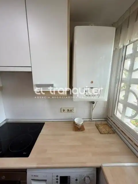 Cuina de Pis de lloguer en Madrid amb Aire condicionat, Parquet i Terrassa