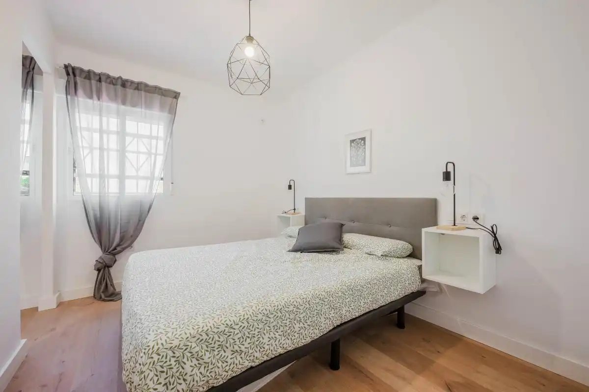 Habitación de Piso en venta en Sevilla con Calefacción y Amueblado