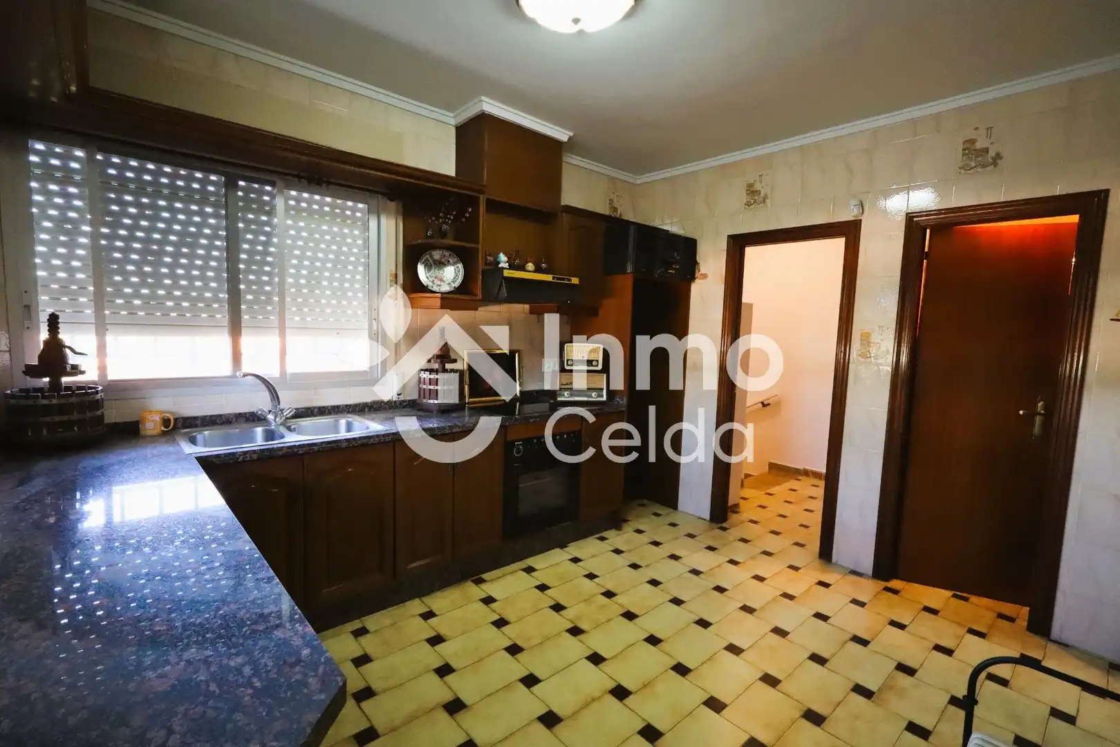 Cocina de Casa o chalet en venta en Chiva con Aire acondicionado, Calefacción y Jardín privado