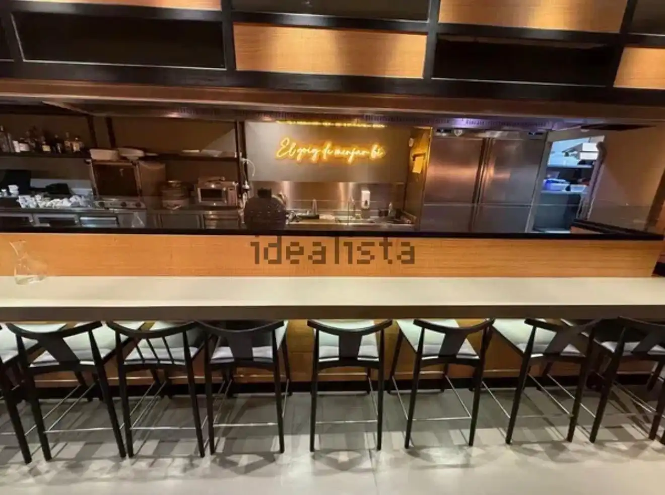 Local comercial en traspaso en Centre - Sant Oleguer, imagen 4