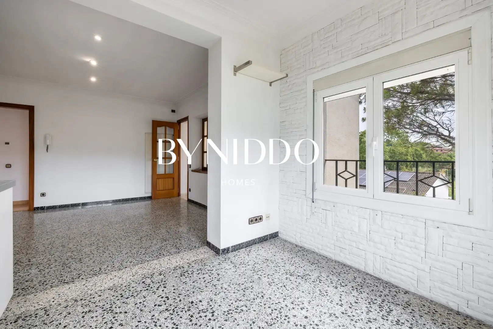 Vista exterior de Casa o xalet en venda en Sant Cugat del Vallès amb Jardí privat, Terrassa i Traster