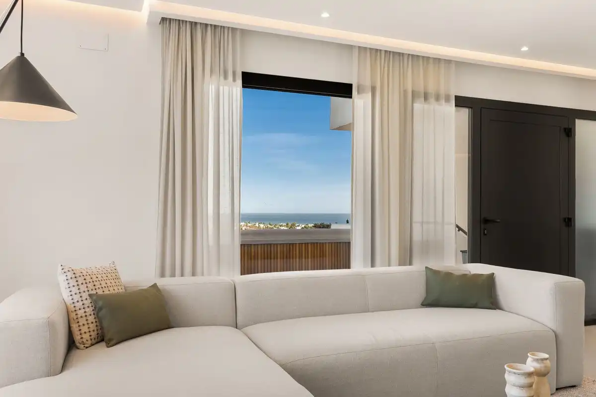 Ático con ascensor en venta en Nueva Andalucía, imagen 2