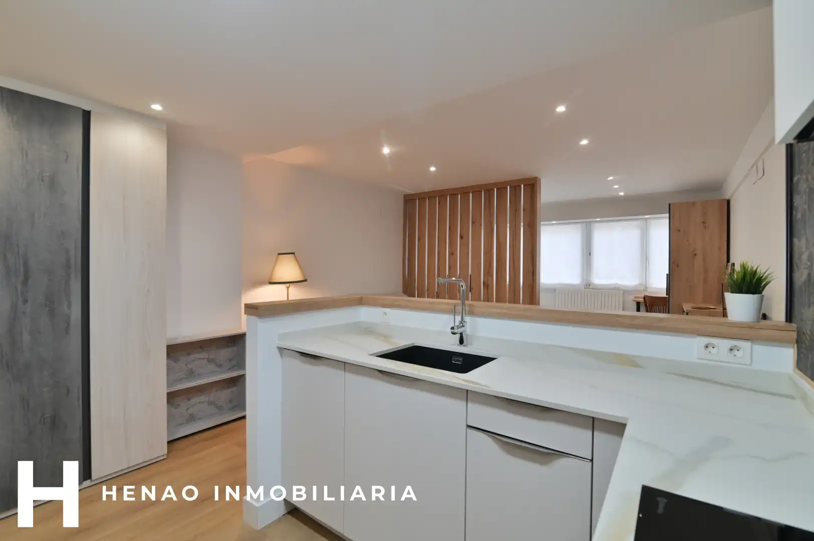 Cocina de Apartamento en venta en Bilbao  con Calefacción, Parquet y Amueblado