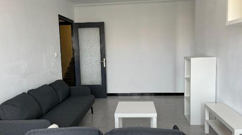 Foto 2 de Pis de lloguer a Carrer del Riu Fluvià, 8, Eixample Sud – Migdia, Girona Capital