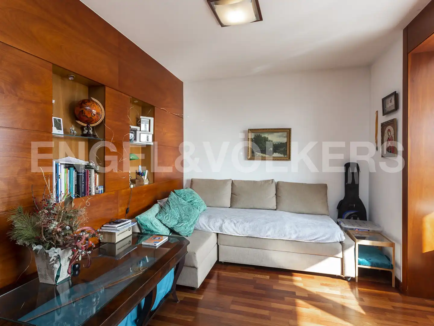 Sala d'estar de Casa o xalet en venda en Castelldefels amb Aire condicionat, Calefacció i Jardí privat
