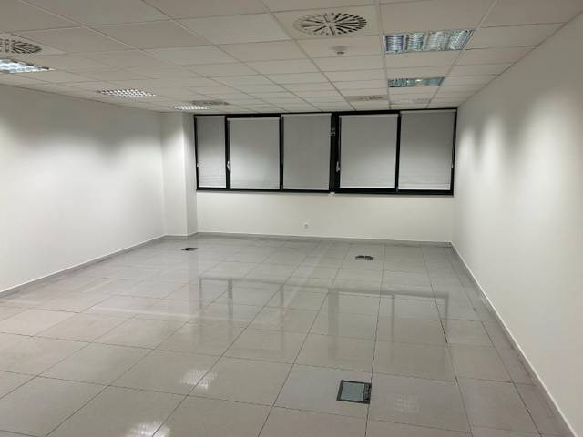 Oficina en Alquiler en Polígono Parque Empresarial la Muga, 11 en Orkoien