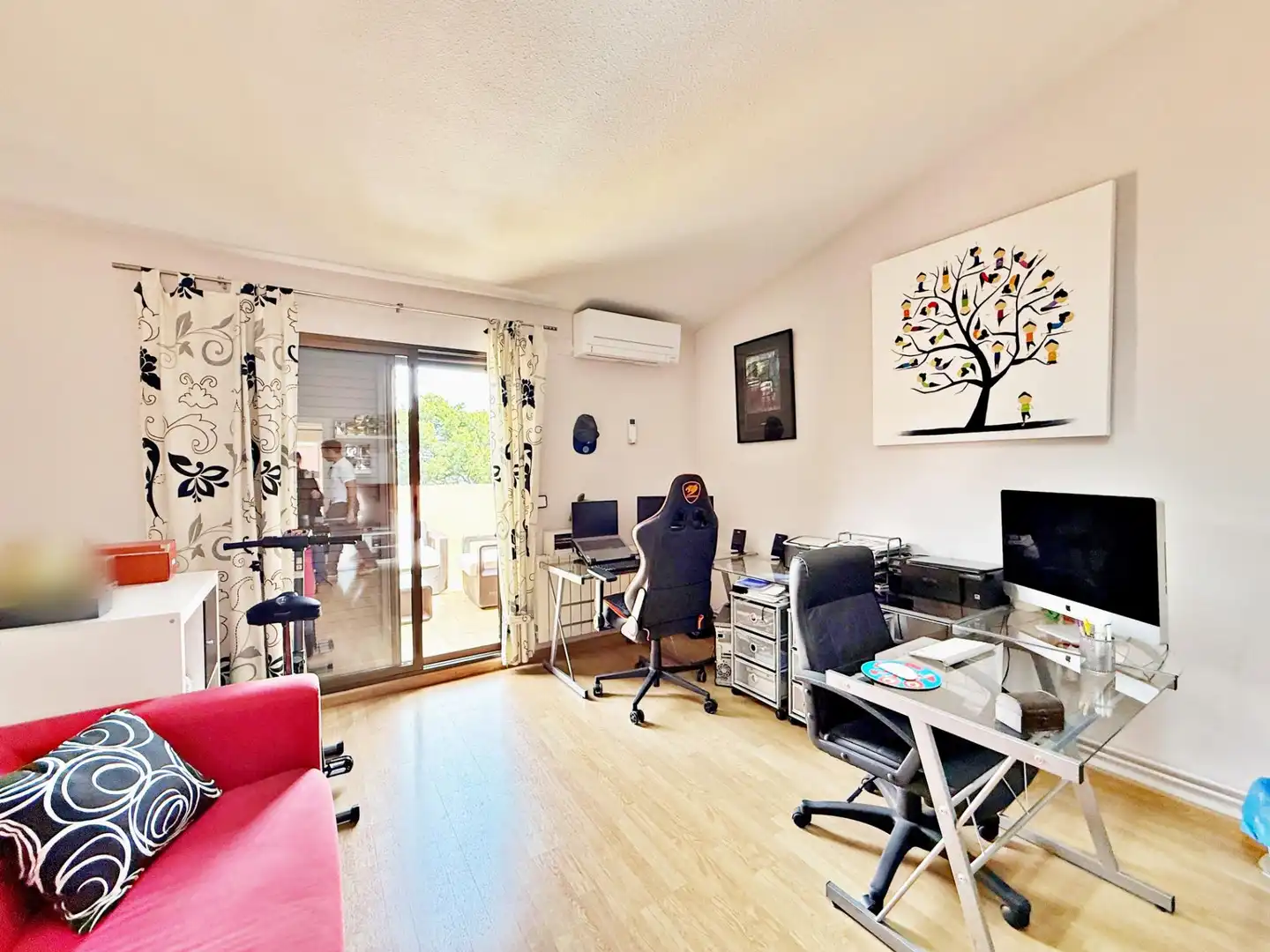 Sala de estar de Casa adosada en venta en Paterna con Aire acondicionado, Jardín privado y Trastero