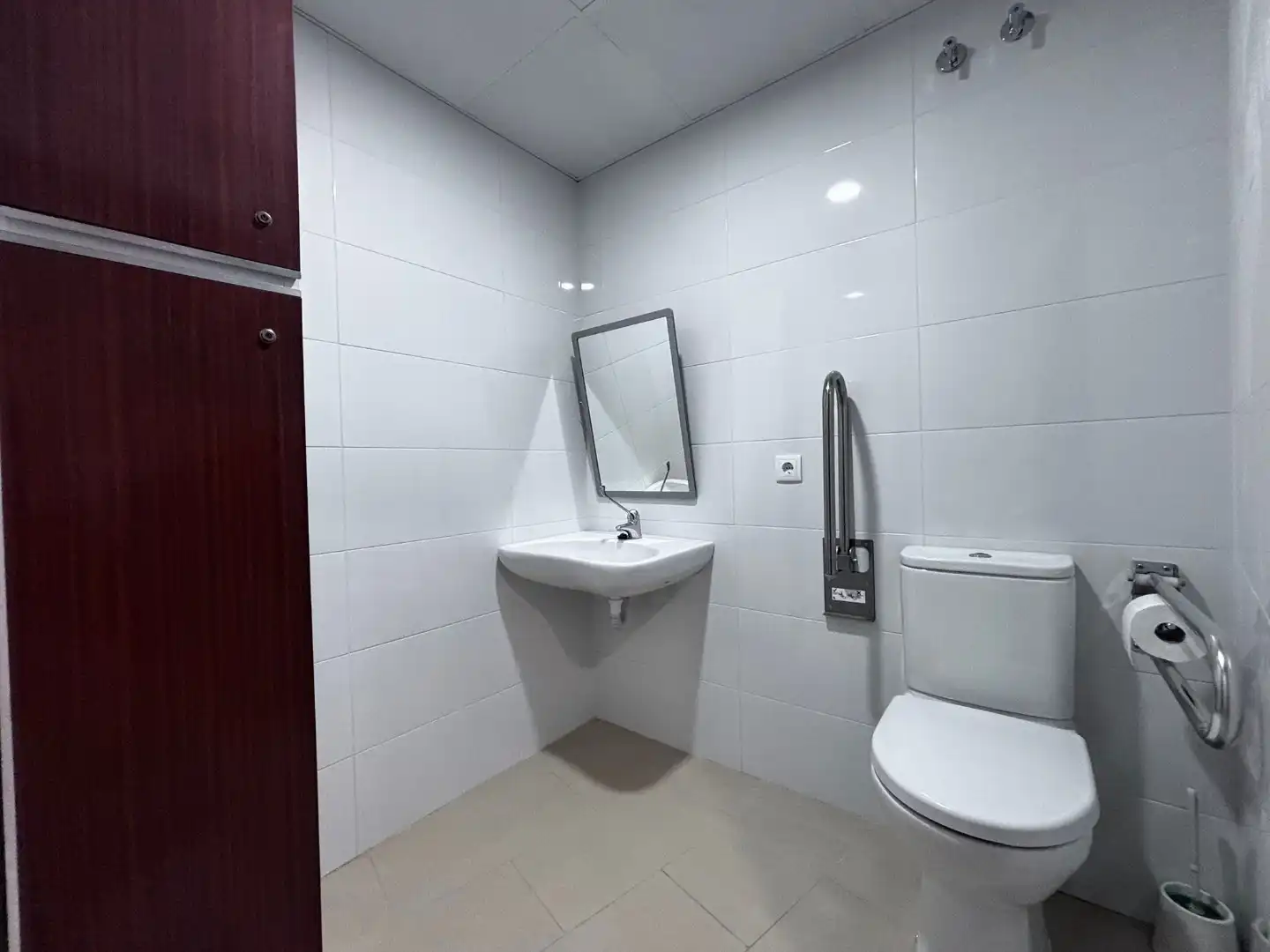 Baño de Oficina de alquiler en Burgos