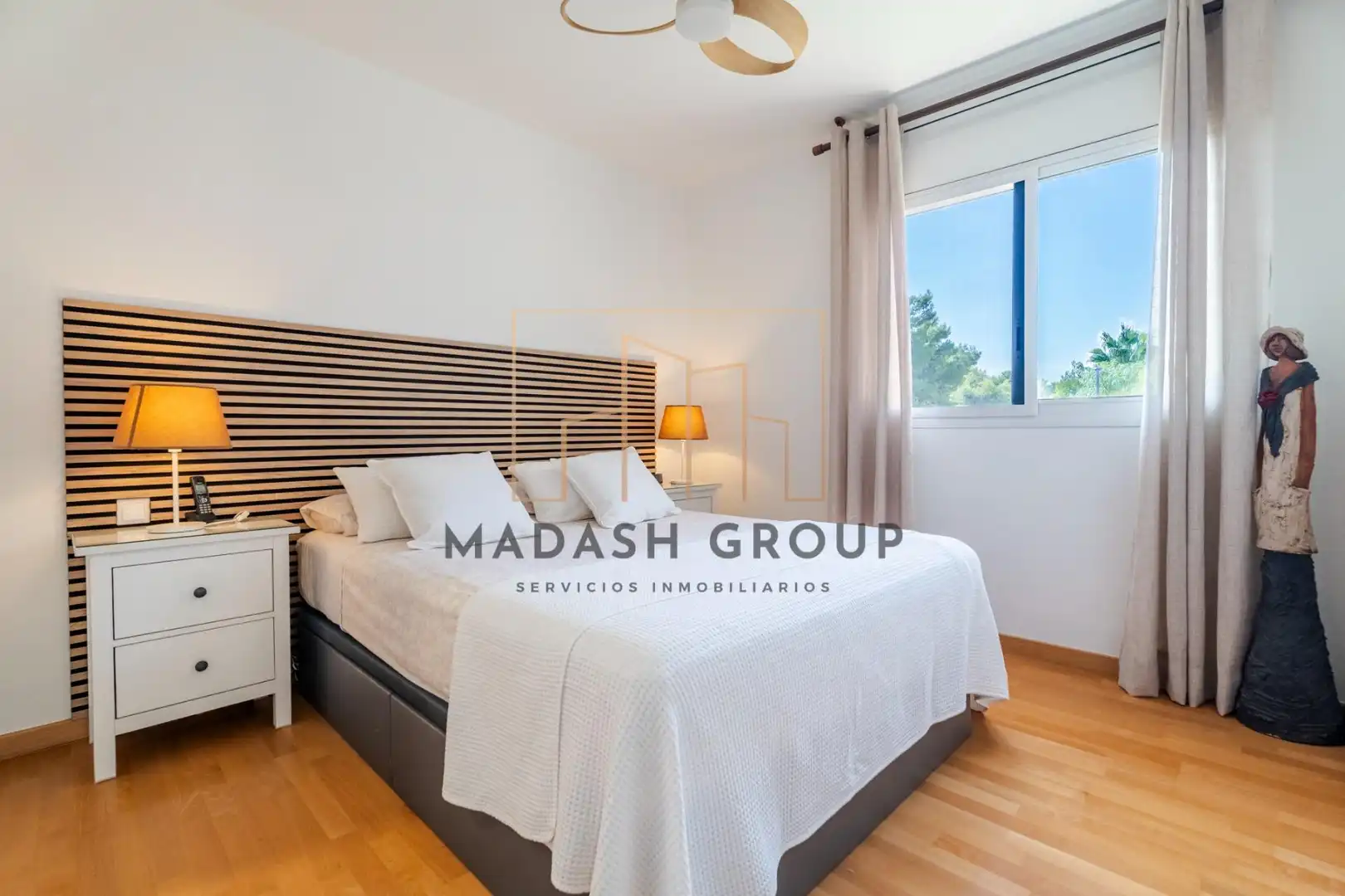 Casa aparellada amb piscina en venda a Carrer PRESIDENT MACIA, imagen 21