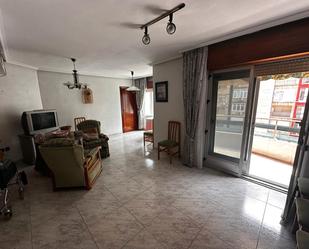 Sala d'estar de Pis en venda en  Jaén Capital amb Aire condicionat i Balcó