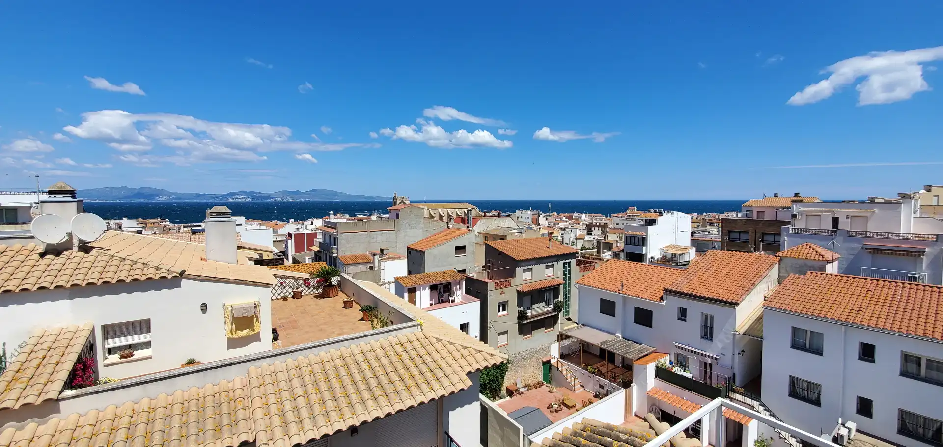 Exterior view of Apartments for sale in L'Escala  with Heating, Terrace and Furnished
