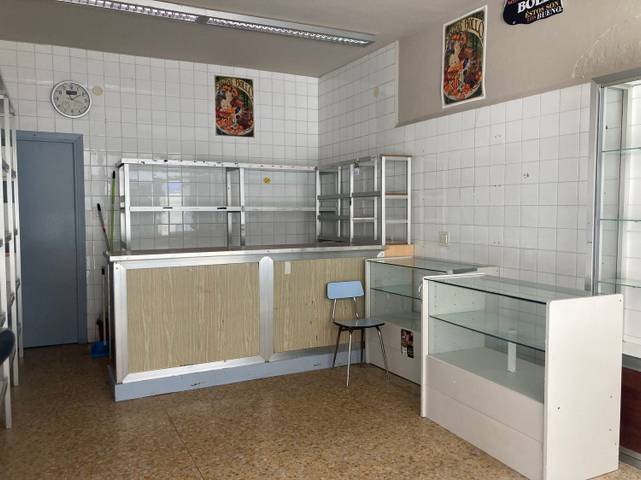 Local comercial en Alquiler en San Roque, 15 en San Claudio - Trubia - Las Caldas