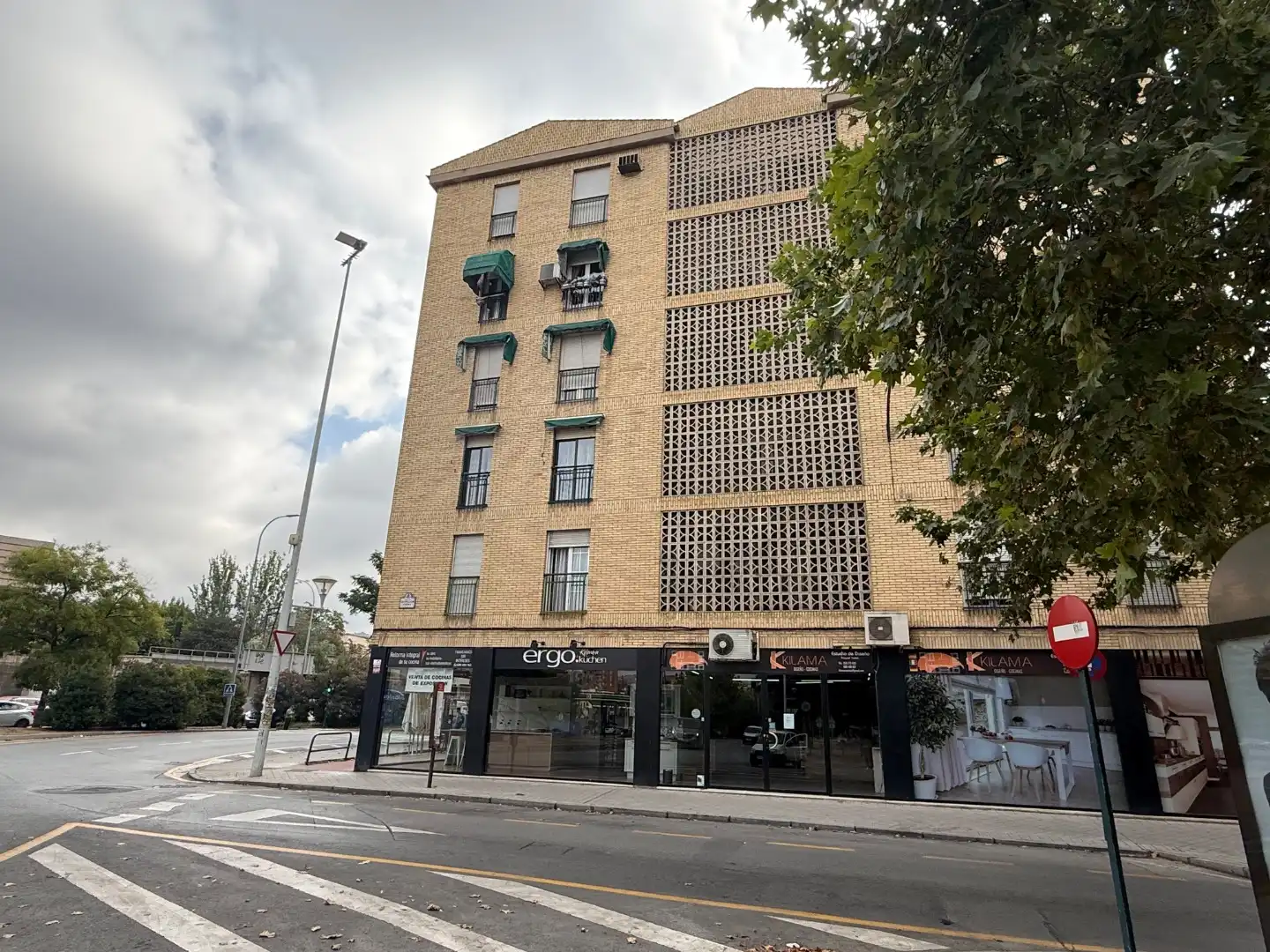 Vista exterior de Piso en venta en  Granada Capital con Aire acondicionado y Balcón