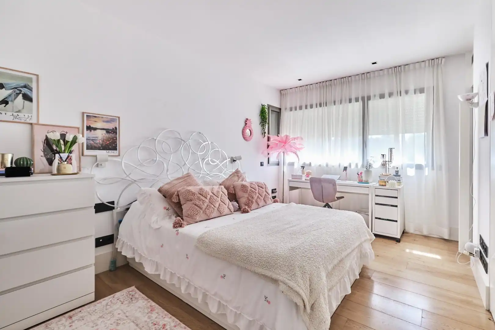 Habitación de Casa o chalet en venta en Barcelona con Piscina comunitaria