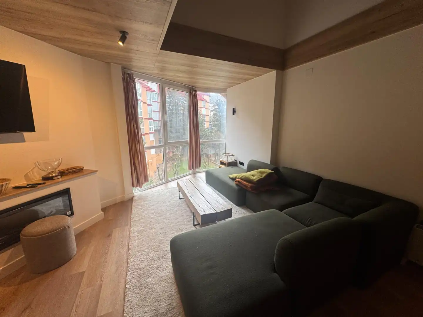Sala d'estar de Dúplex en venda en Sierra Nevada amb Calefacció i Moblat