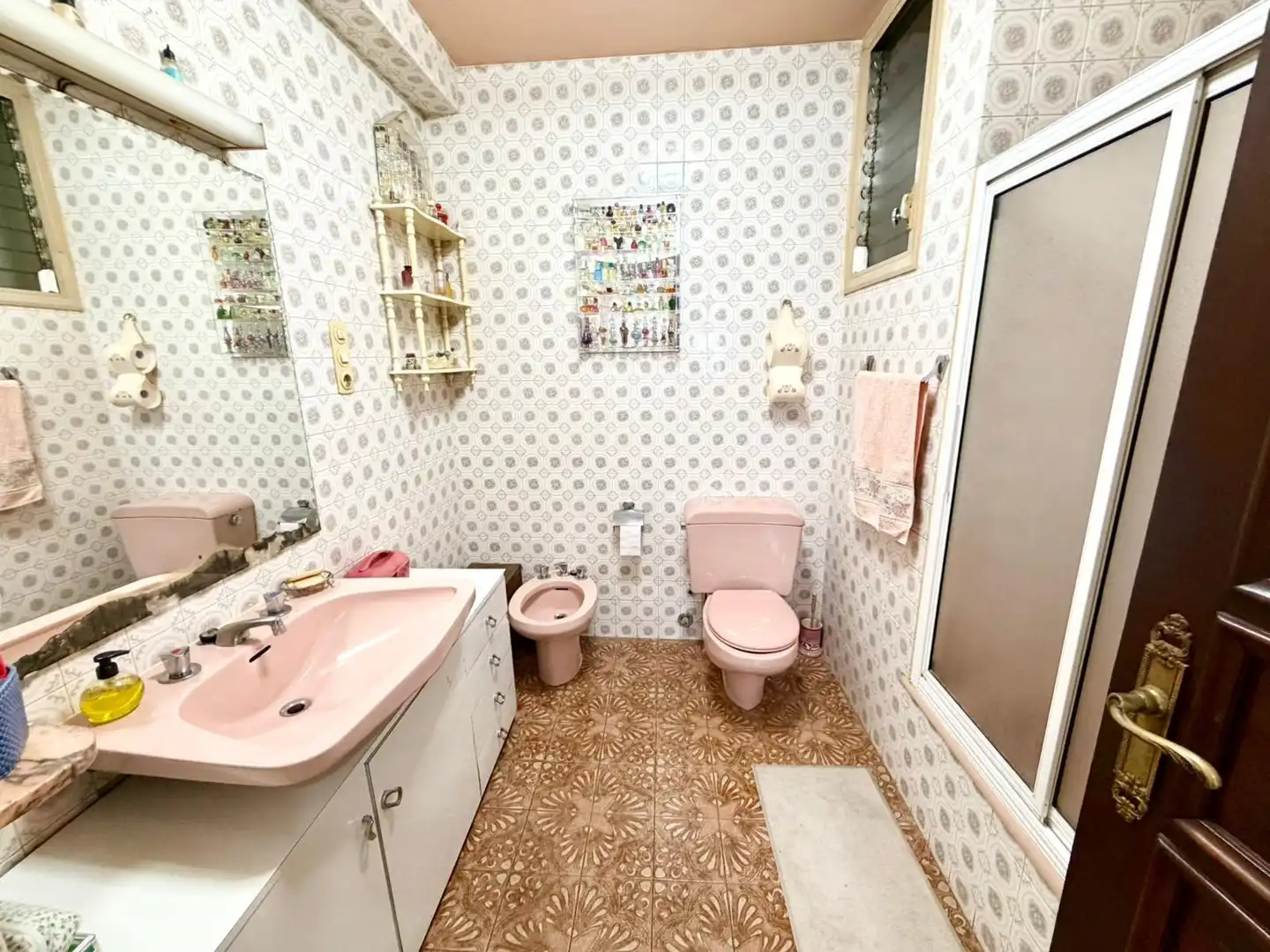 Bathroom of Flat for sale in A Coruña Capital   with Heating, Terrace and Storage room