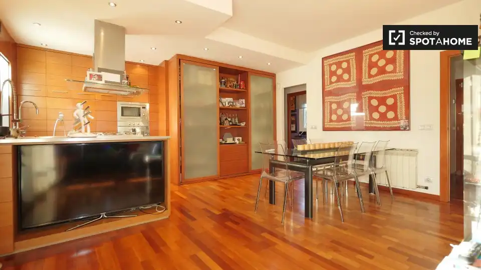 Kitchen of Flat for share in Barcelona  with Air Conditioner, Heating and Furnished