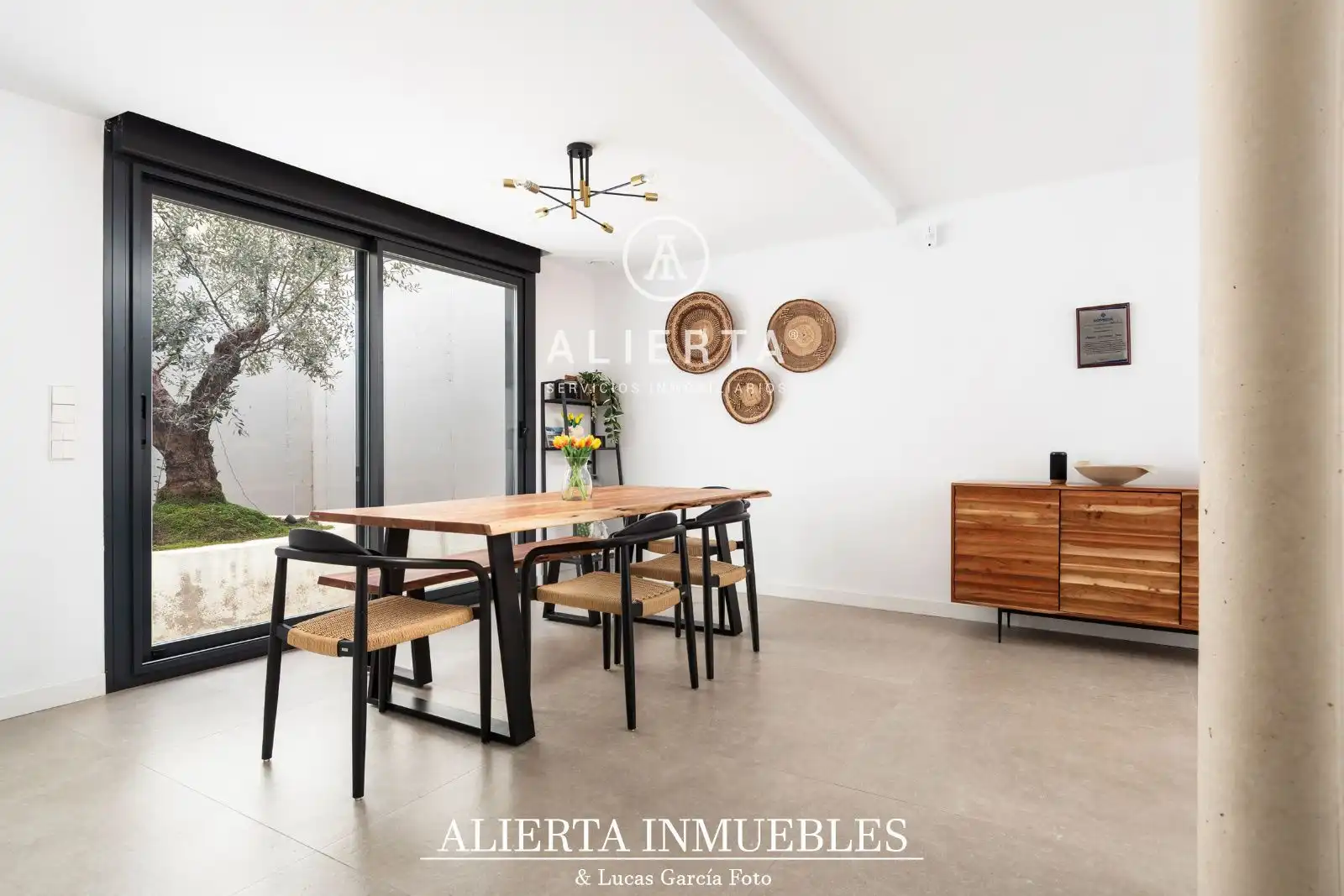 Comedor de Casa o chalet en venta en Zaragoza con Aire acondicionado, Calefacción y Trastero