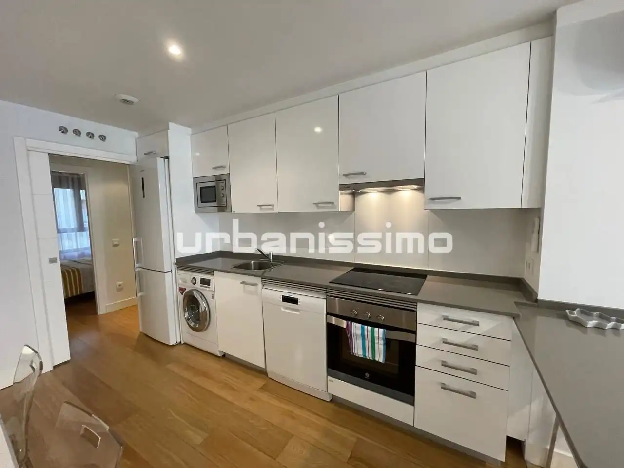 Vista exterior de Apartamento de alquiler en Madrid con Aire acondicionado, Calefacción y Amueblado