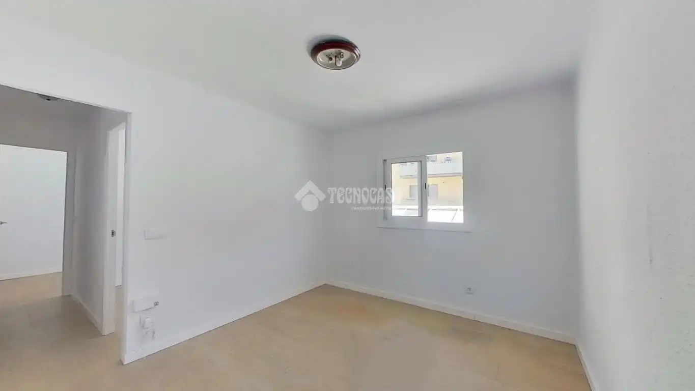 Bedroom of Flat for sale in Ripollet