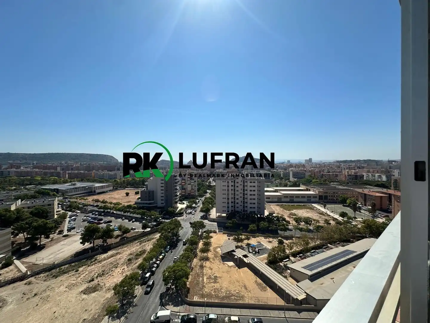 Piso con piscina en venta en Norte