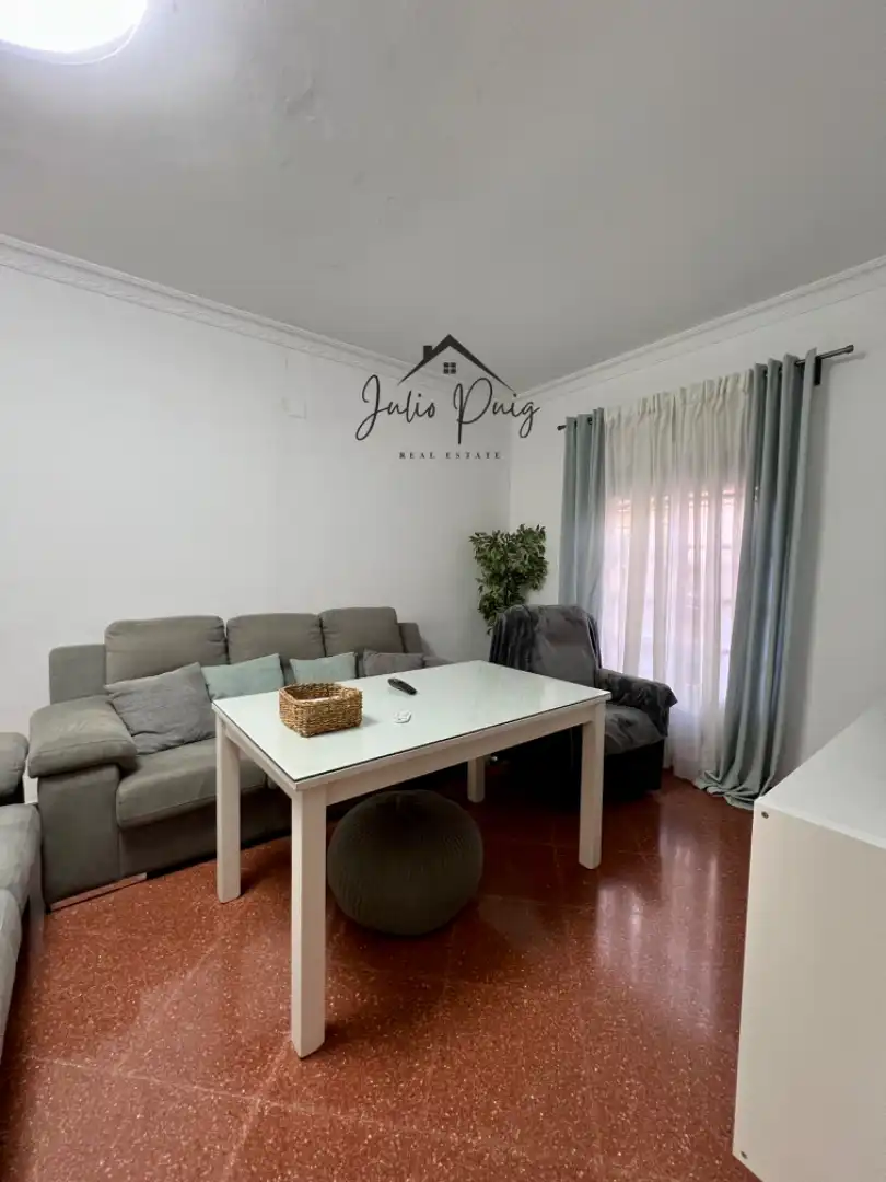 Sala de estar de Casa o chalet en venta en La Puebla del Río con Aire acondicionado, Terraza y Balcón