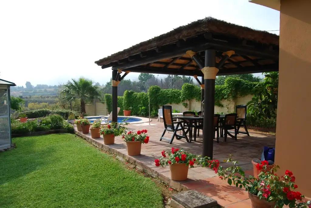 Terrassa de Casa o xalet en venda en Alhaurín de la Torre amb Aire condicionat, Jardí privat i Terrassa