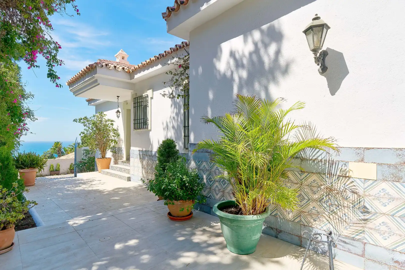 Vista exterior de Casa o chalet en venta en Málaga con Aire acondicionado, Calefacción y Jardín privado