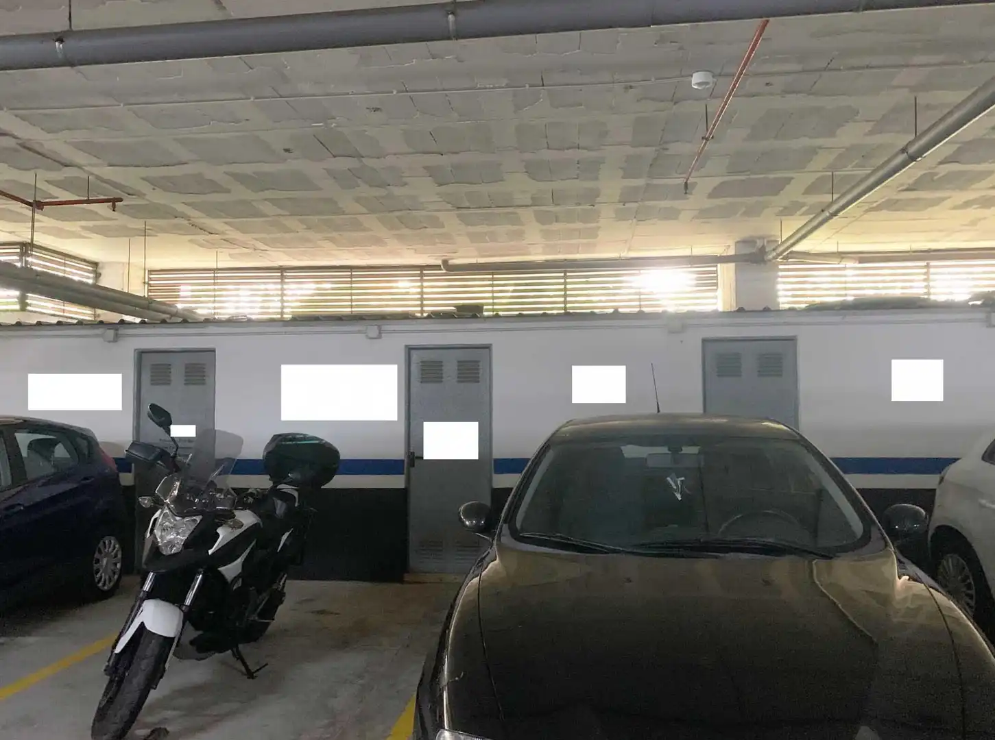 Parking de Apartamento de alquiler en Marbella con Aire acondicionado, Terraza y Trastero