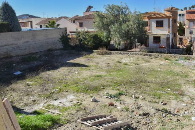 Terreno residencial en Venta en Calle ROSALIA DE CASTRO, 4 en Urbanizaciones