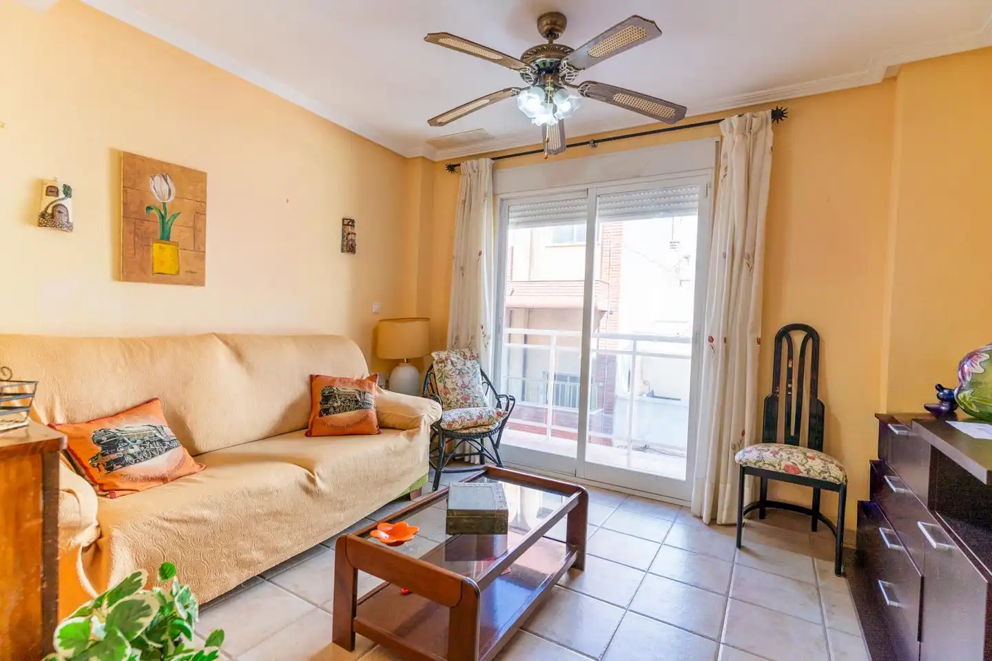 Wohnung mit Aufzug zum Verkauf in Calle Rafael Carteta