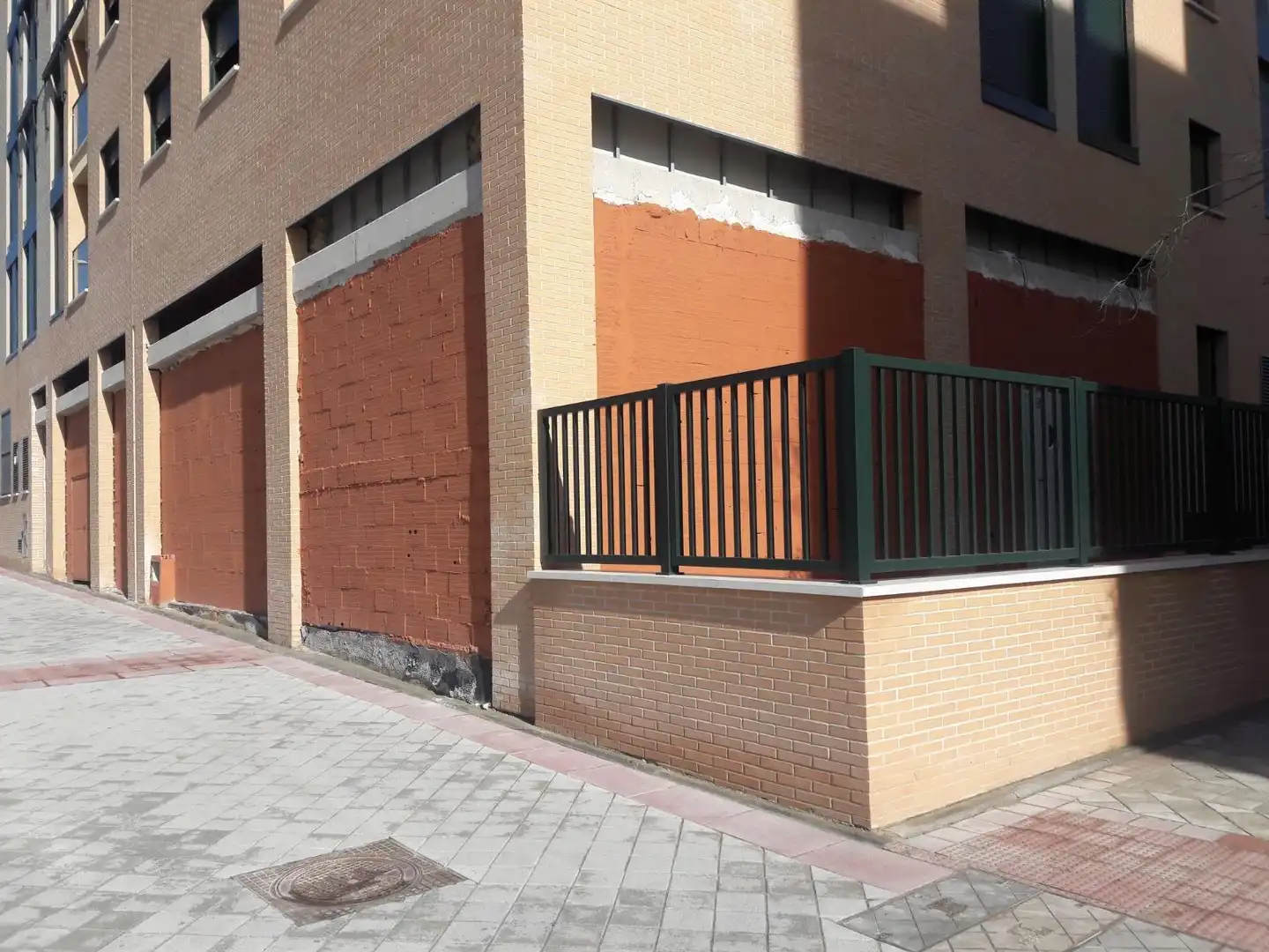 Vista exterior de Local de lloguer en Fuenlabrada