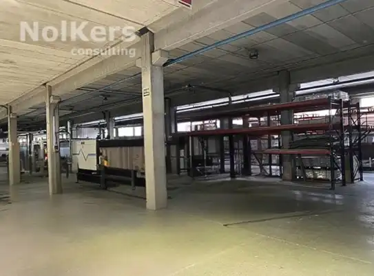 Industrial building with lift to rent in Almeda - El Corte Inglés, imagen 5